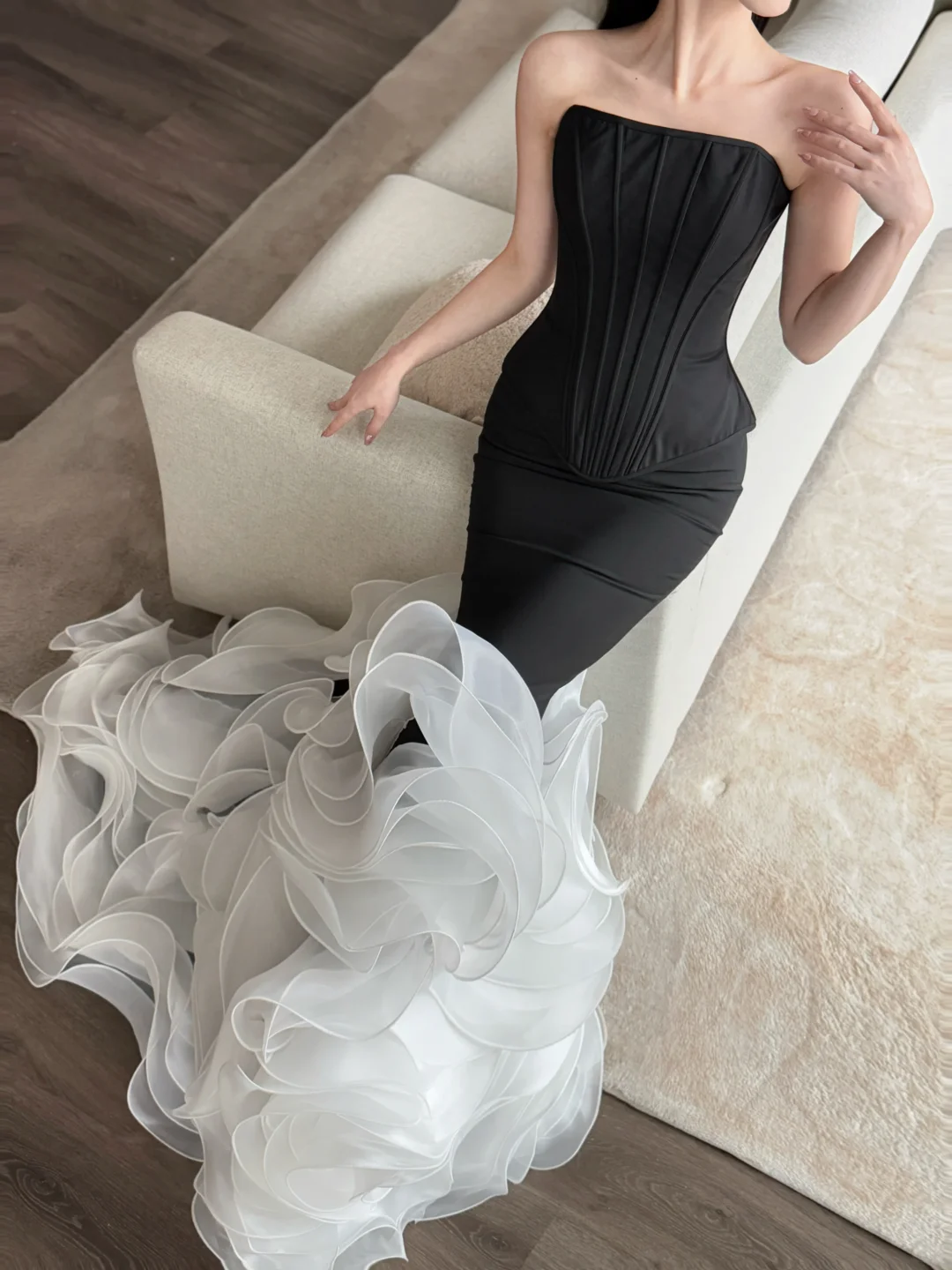 Black White Corset Mermaid Prom Dress 3D Ruffled Organza Train NV7136