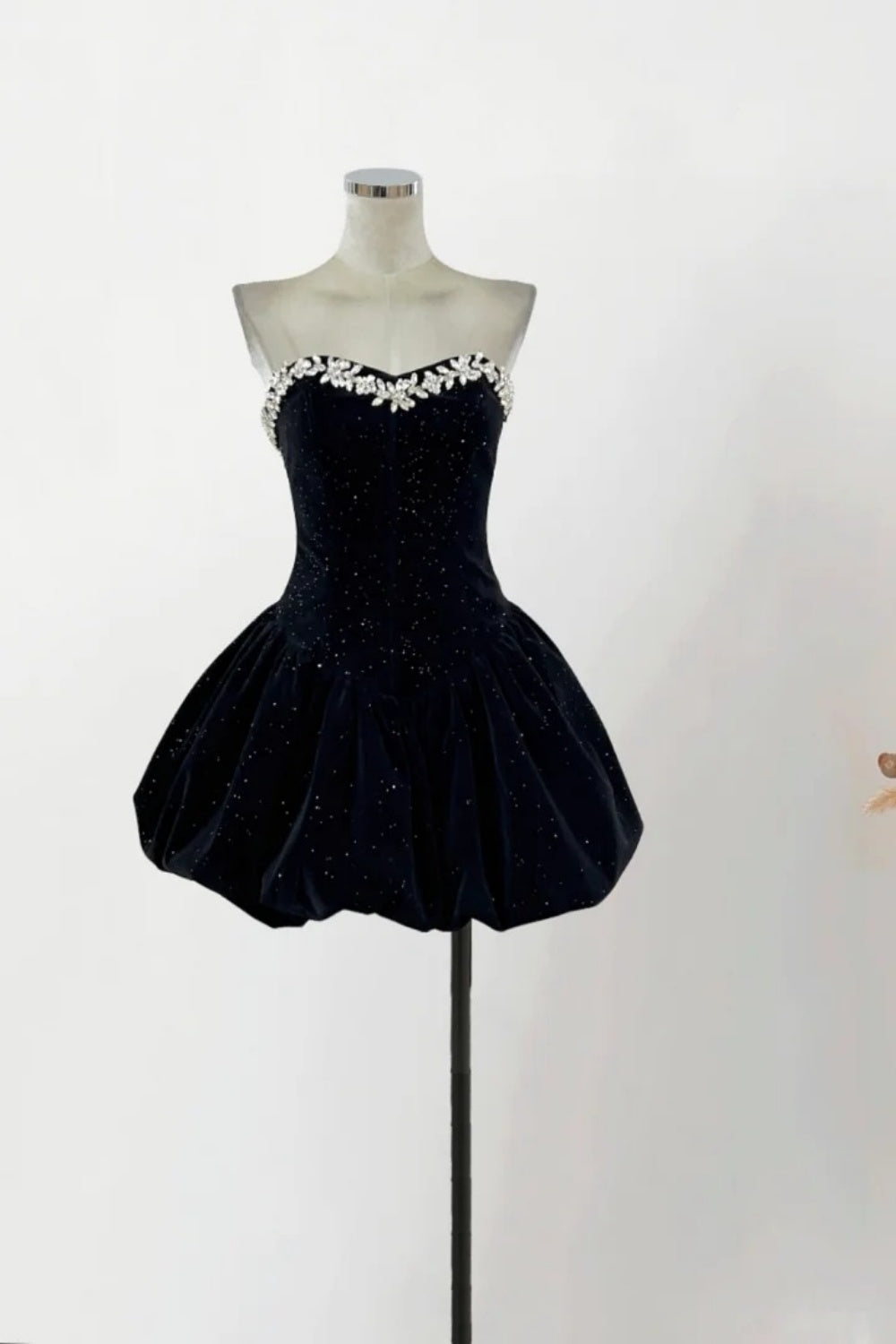 Burgundy/Black Retro Fashion Short Velvet Homecoming Dress Birthday Party Dress nv5264