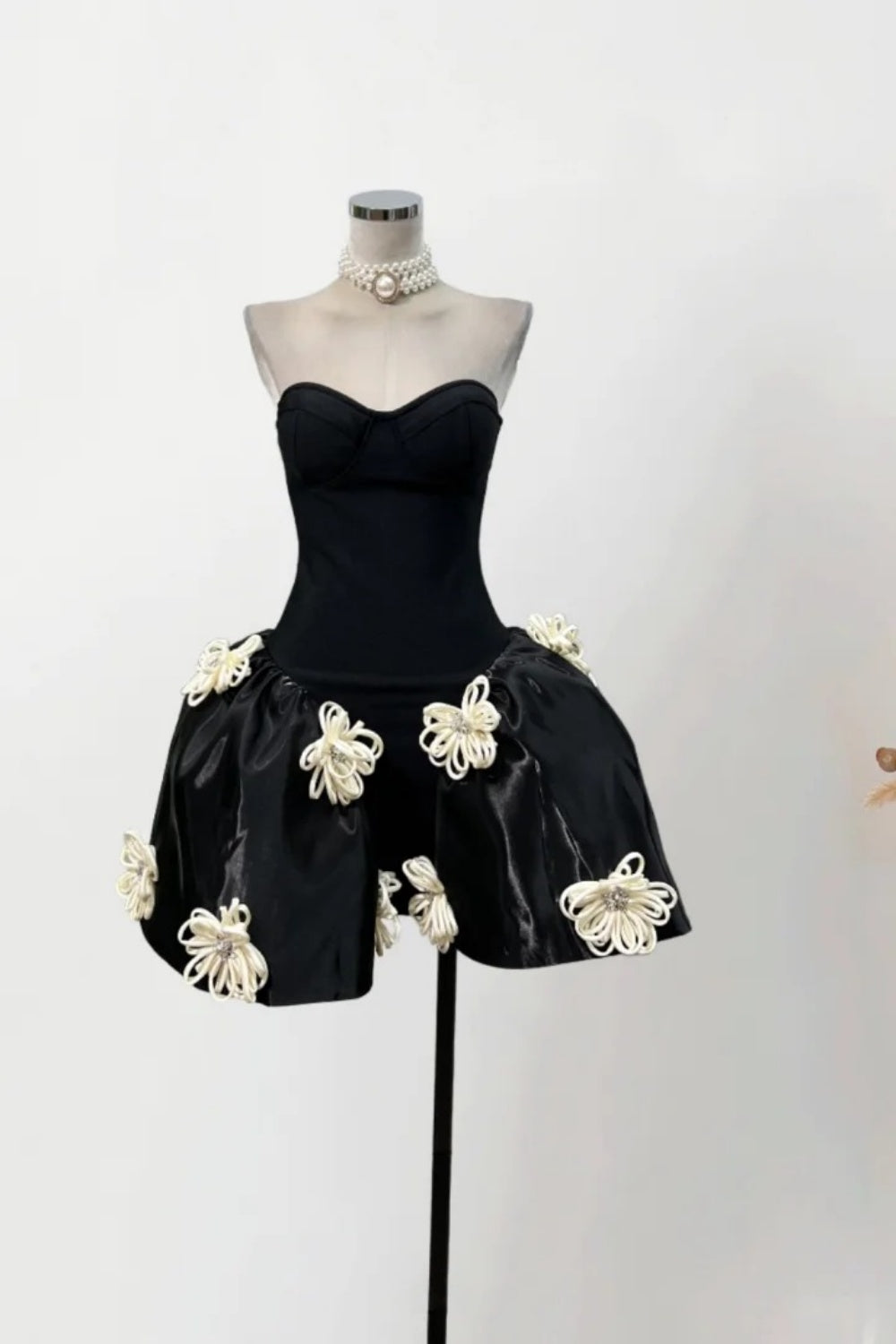 Black exquisite floral fashion short satin homecoming dress birthday party dress nv5265