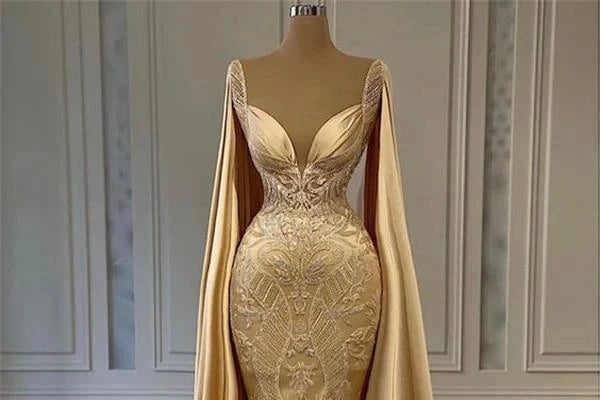 Robe de soirée sirène dorée avec appliques en dentelle perlée et cache-cœur nv2004