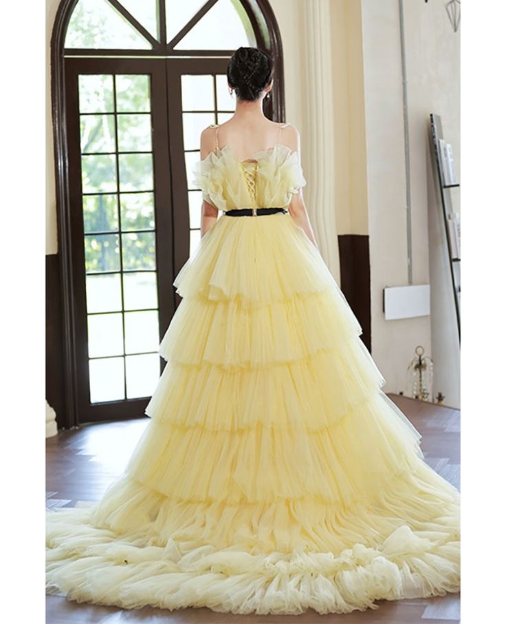 Zitronengelbes, schulterfreies, langes Ballkleid-Abendkleid aus mehrlagigem Tüll mit Puffärmeln, nv2836