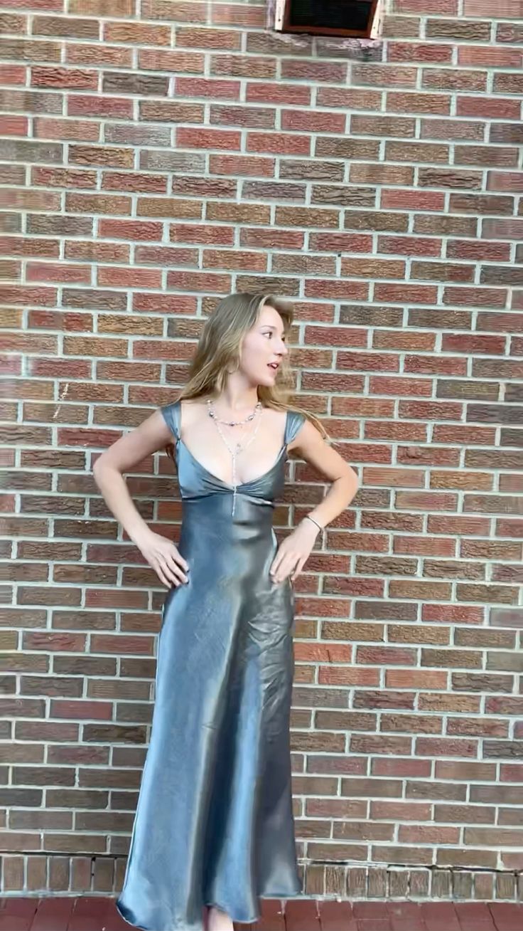 Silver Vintage Fashion Elegant Long Satin Formal Prom Dress Evening Gown Party Dress nv3646