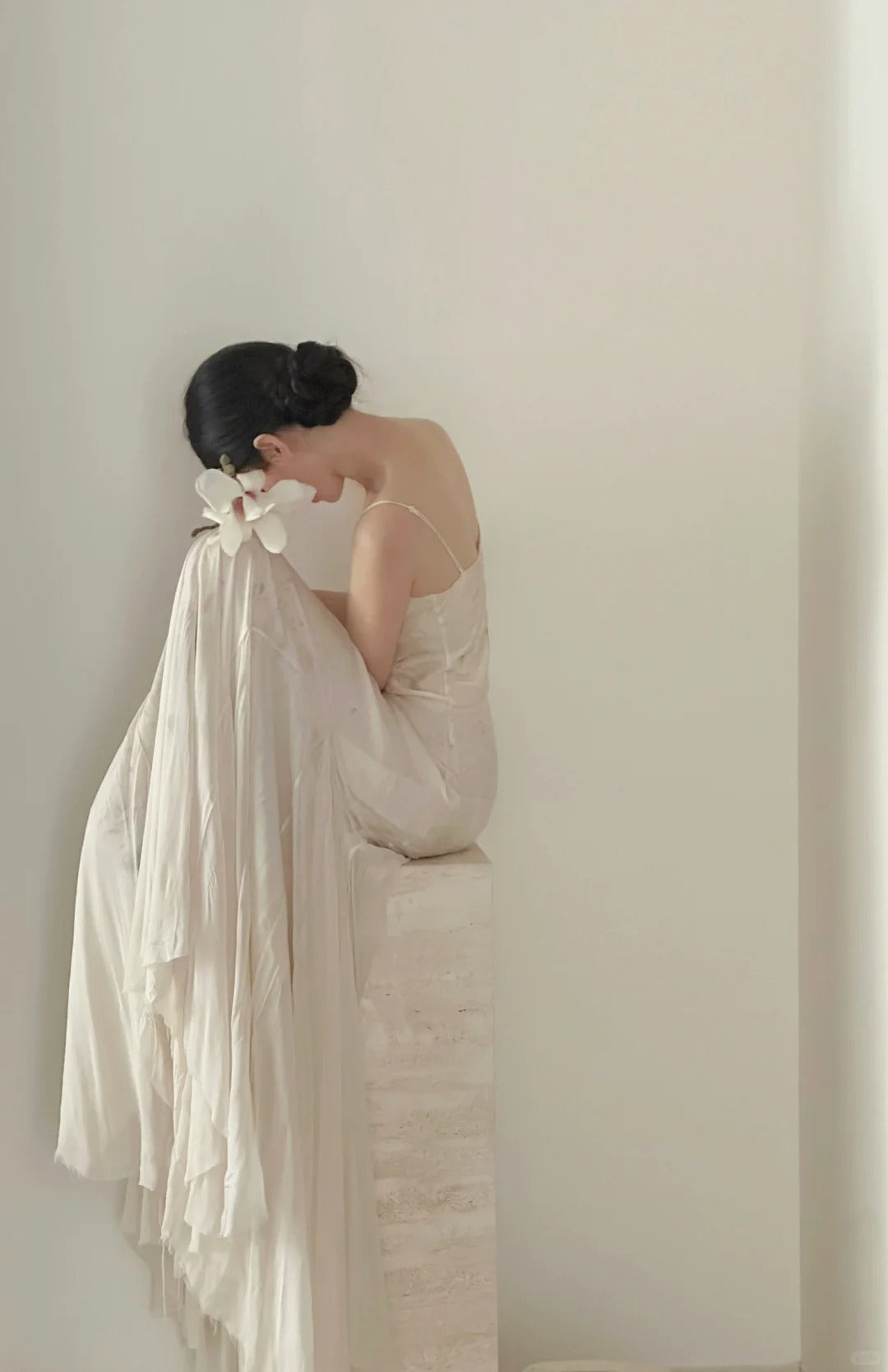 Weißes elegantes Vintage-Mode-romantisches langes bodenlanges Chiffon-Ballkleid-Abendkleid Geburtstags-/Urlaubs-/Hochzeitskleid-Abschlussballkleid nv4073