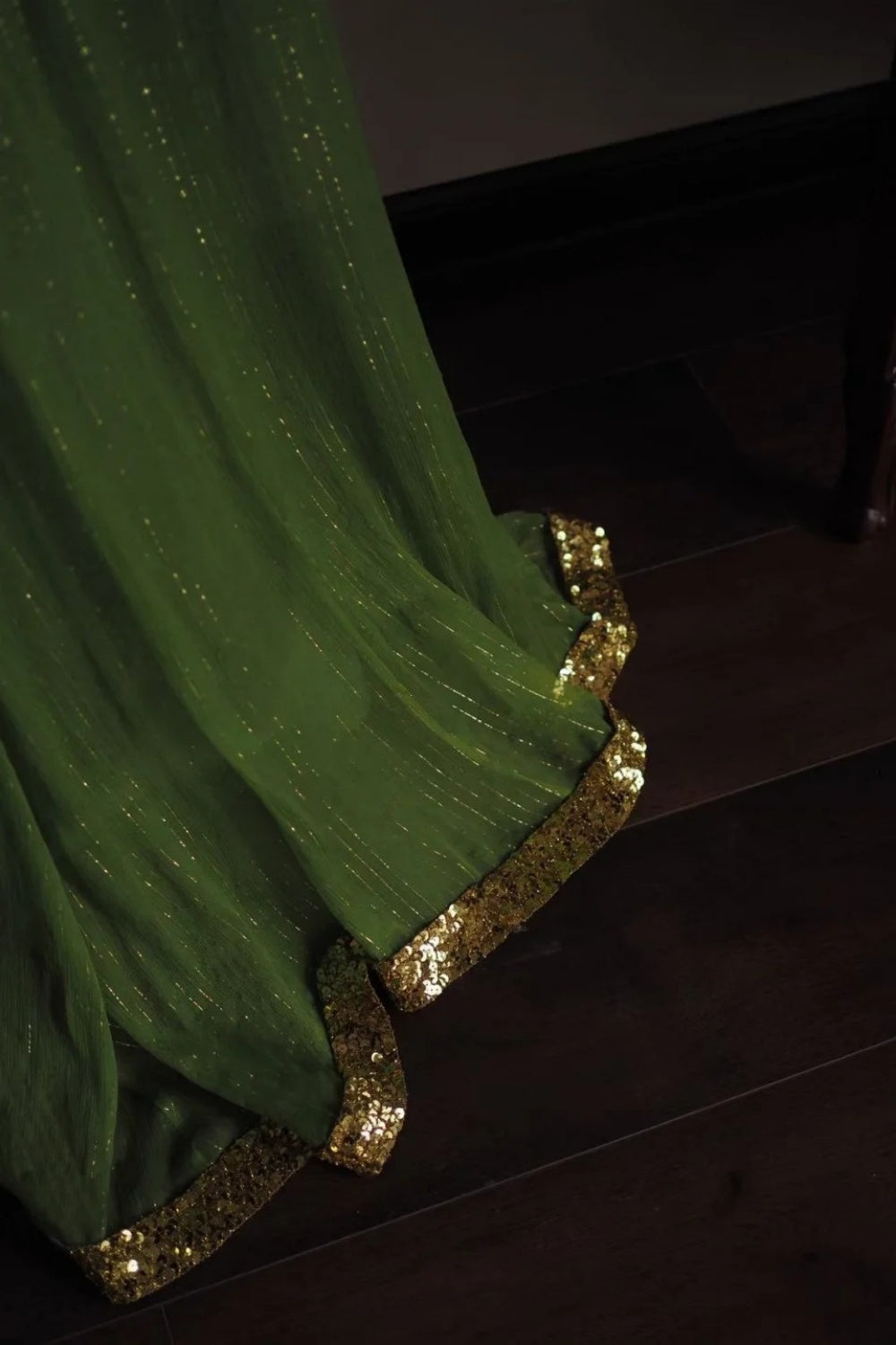 Green, luxurious, and exquisite long tulle evening gown NV6640