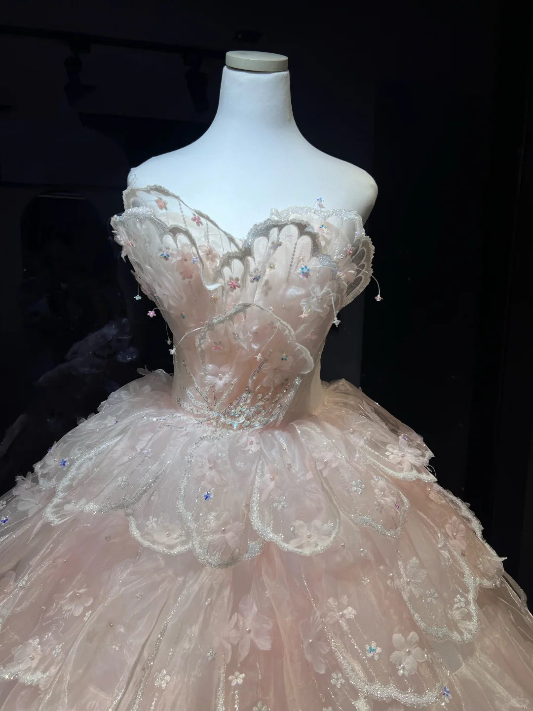 Light Pink Layered Petal Tulle Long Evening Gown Strapless 3D Floral Puffy Ball Gown Prom Dress NV7079