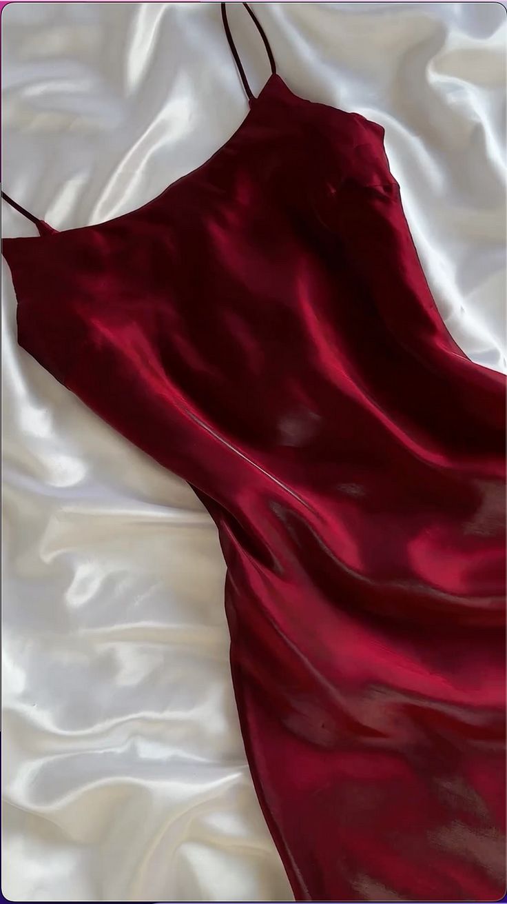 Burgundy Fashion Spaghetti Strap Long Sleeveless Mermaid Tulle Long Ball Gown Evening Dress Party Dress nv3574