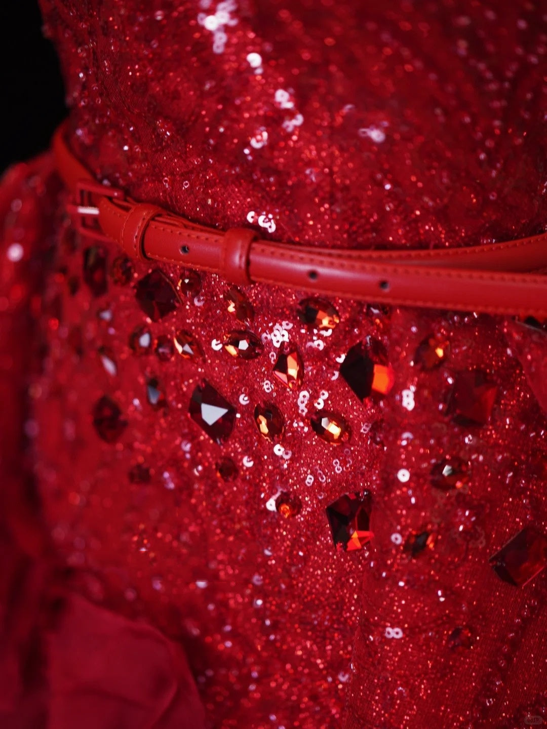 Red Gem Beaded Homecoming Dress V Neck Sexy Short Prom Dress Evening Dress Birthday Dress nv4413