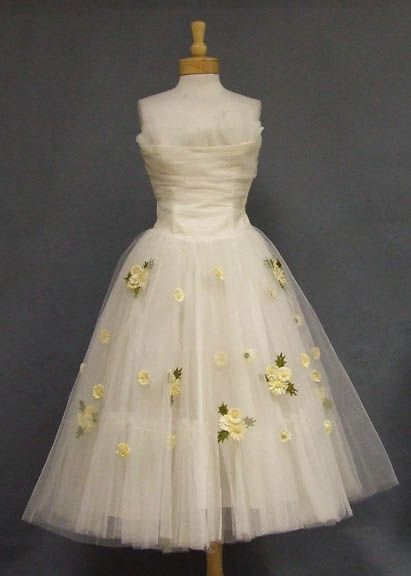 NiceVestidos--Yellow Floral Short Tulle Midi/Crop Homecoming Dress Nv5592