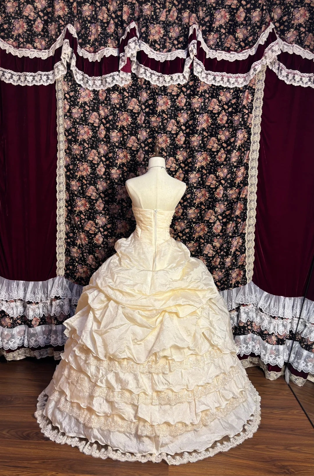 Cremegelbes, wunderschönes, süßes und niedliches, exquisites, mit Perlen besetztes, langes, bodenlanges Tüll-Prinzessinnen-Kuchenkleid, Ballkleid, Abendkleid, Kleid zum 16. Geburtstag, Kleid zum Erwachsenwerden, NV4019