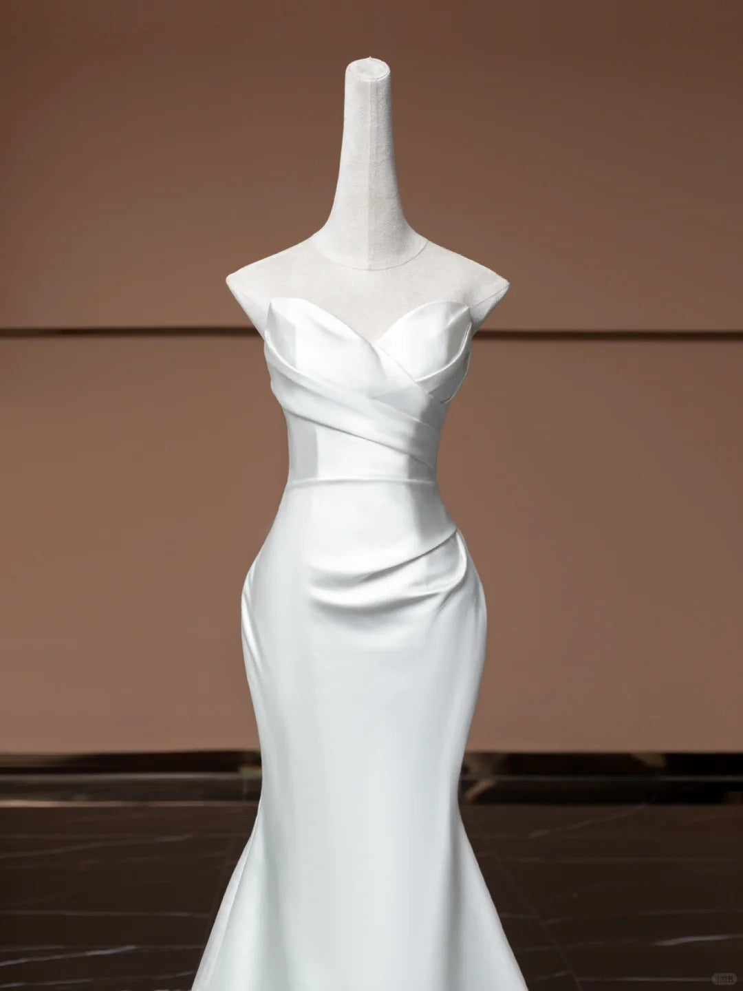 Robe de soirée longue blanche élégante en satin et dentelle, coupe sirène, coupe slim, robe de bal, robe de soirée, robe de mariée, nv4742