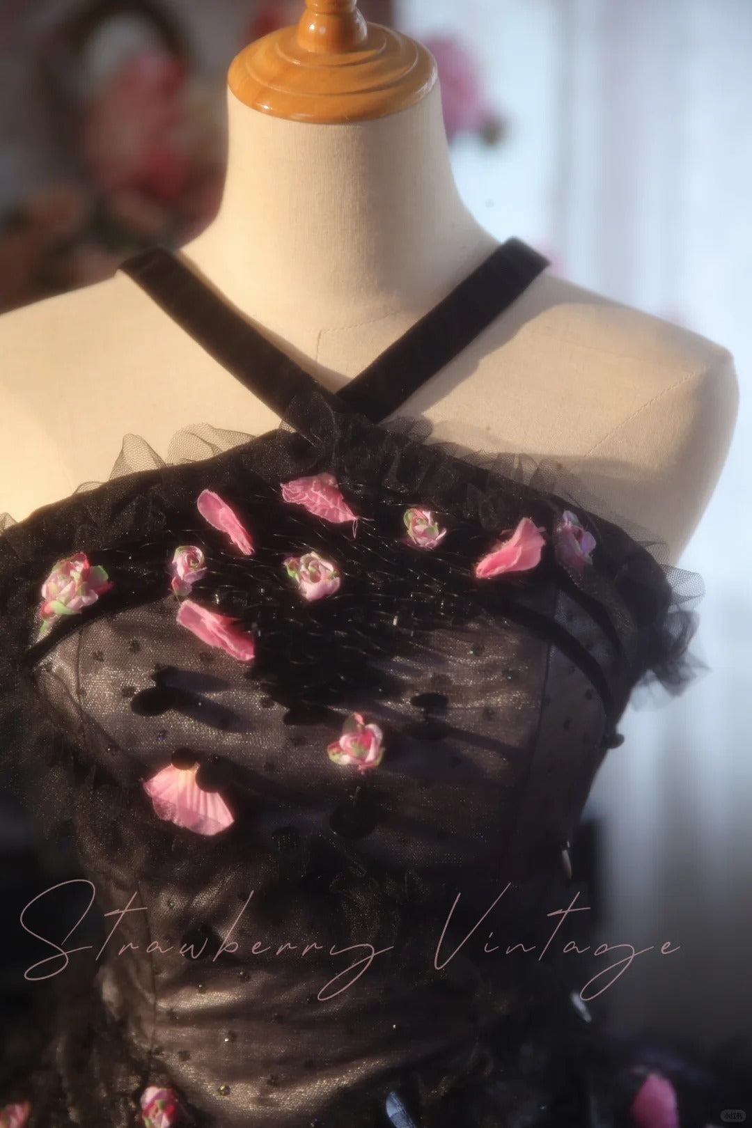 Black pink beaded floral long tulle vintage ball gown nv5038