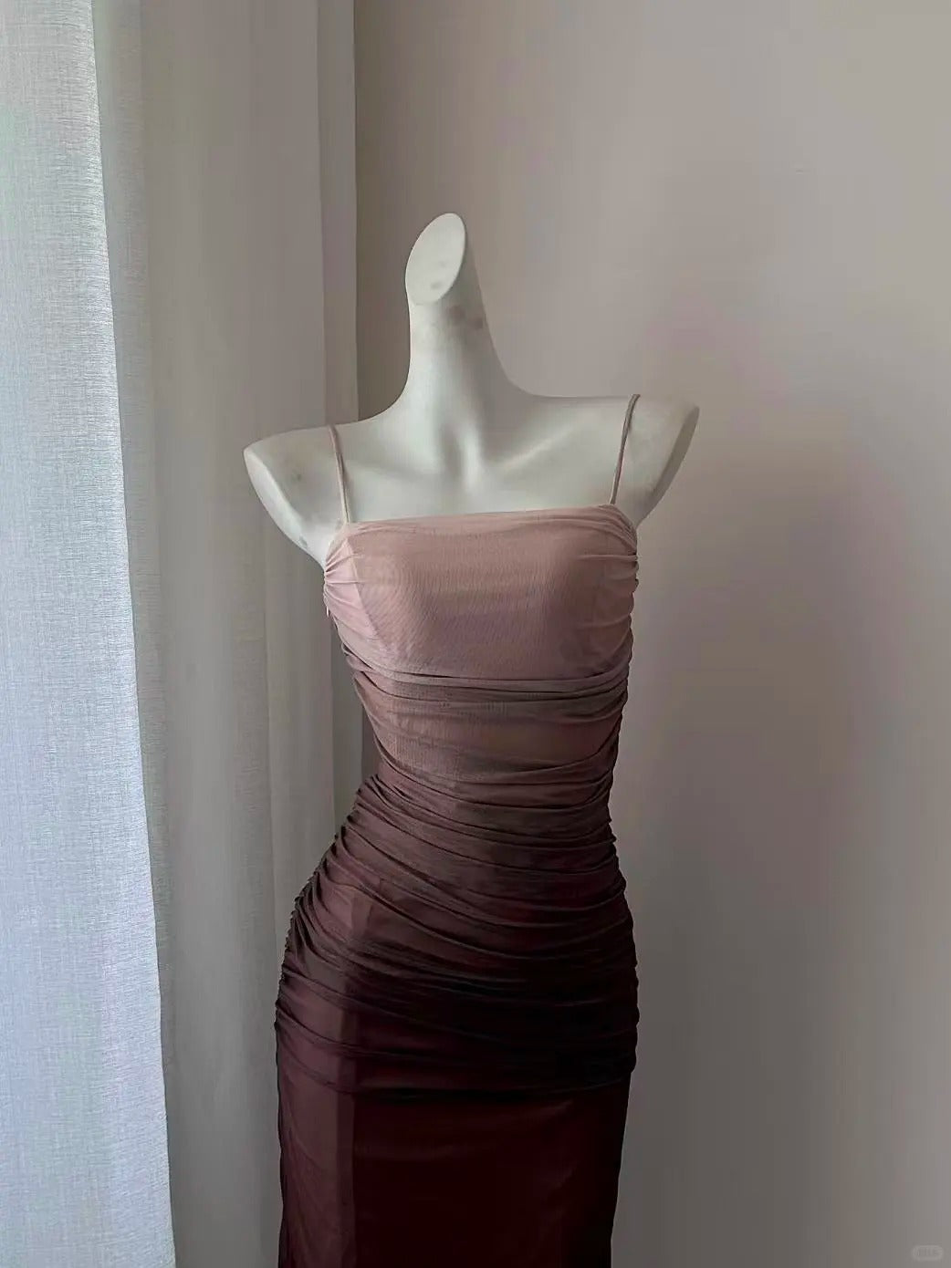 NiceVestidos-Fashion Langes Ballkleid aus Tüll in Rosa/Hellbraun mit Farbverlauf, NV5612