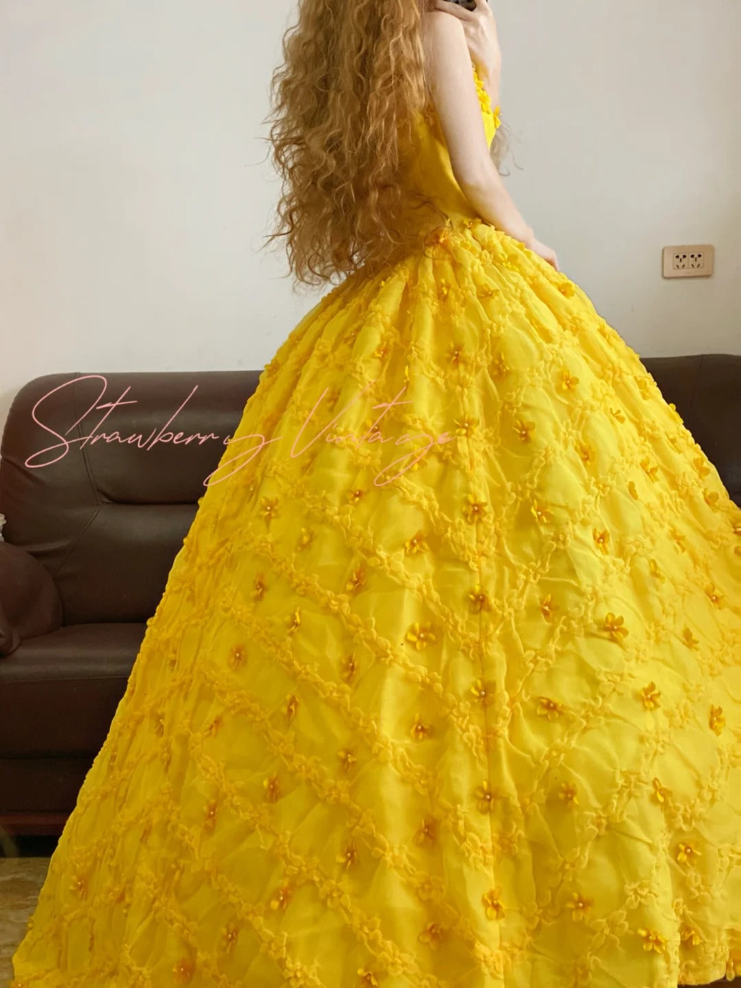 Yellow Vintage Elegant Floral Beaded Long Tulle Princess Ball Gown nv5009