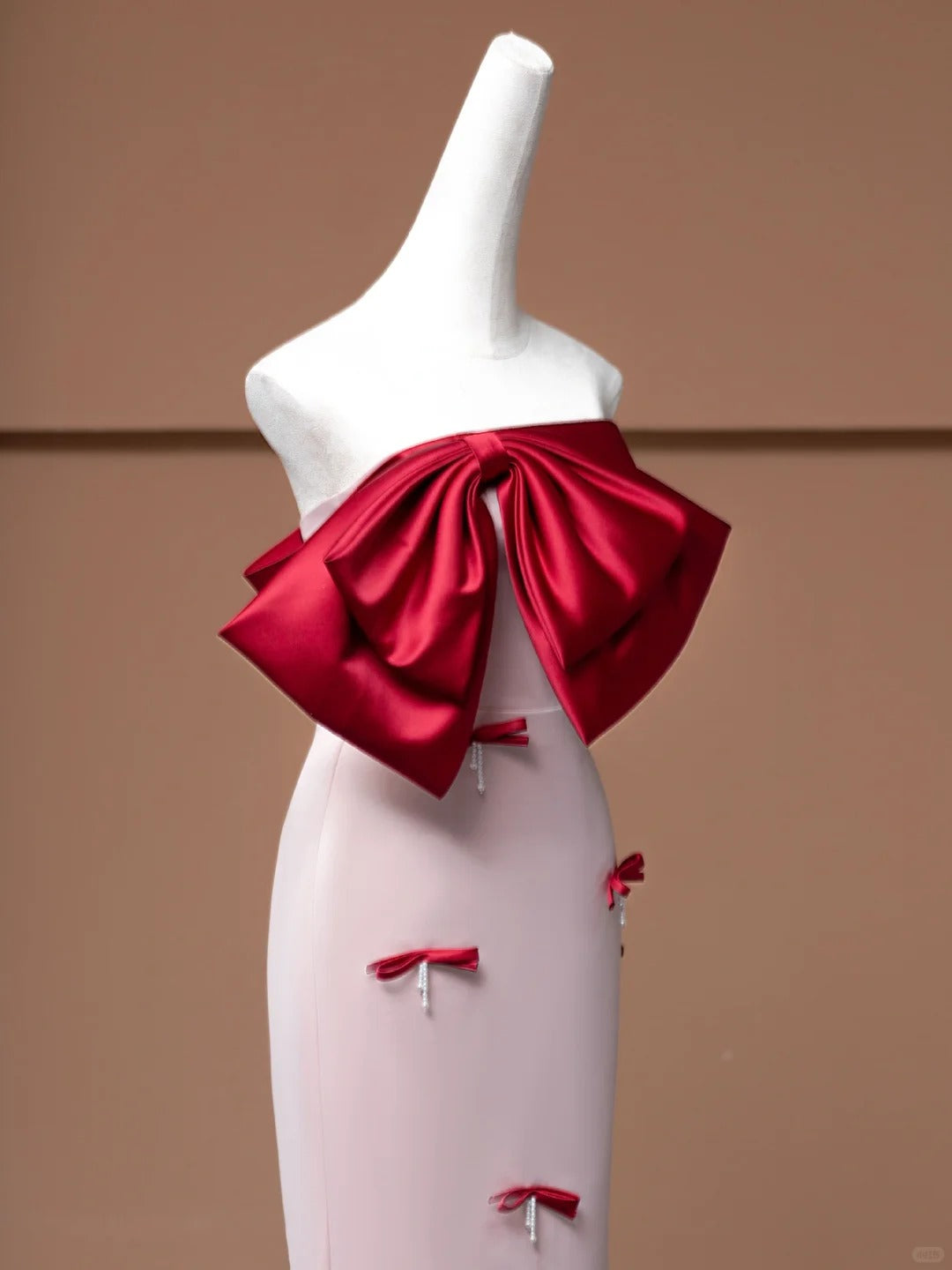 Rosa Süße Schmetterling Perlen Mode Lange Ballkleid Abendkleid Partykleid nv4744