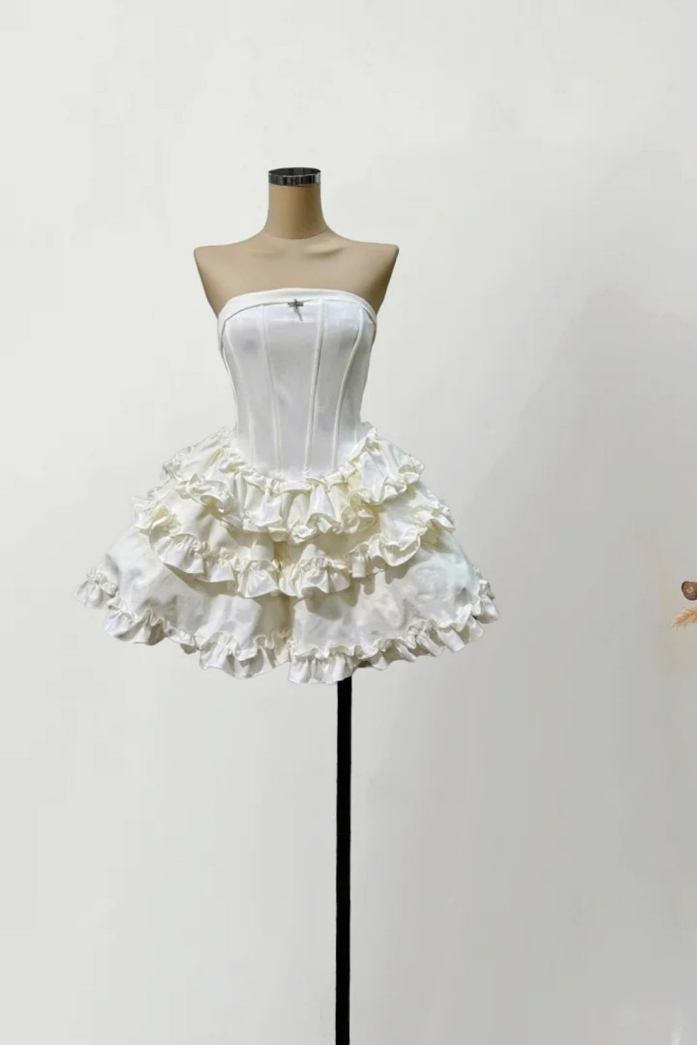 Ivory White Fashion Pleated Short Satin Homecoming Dress Birthday Party Dress nv5263