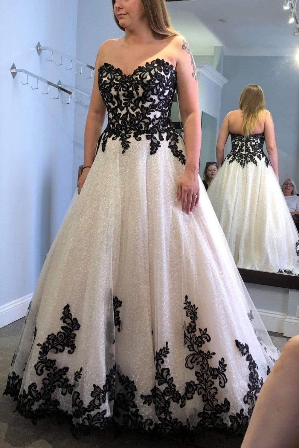 Black Delicate Beaded Floral Lace Wedding Dress, Long Tulle Bridal Gown NV6704