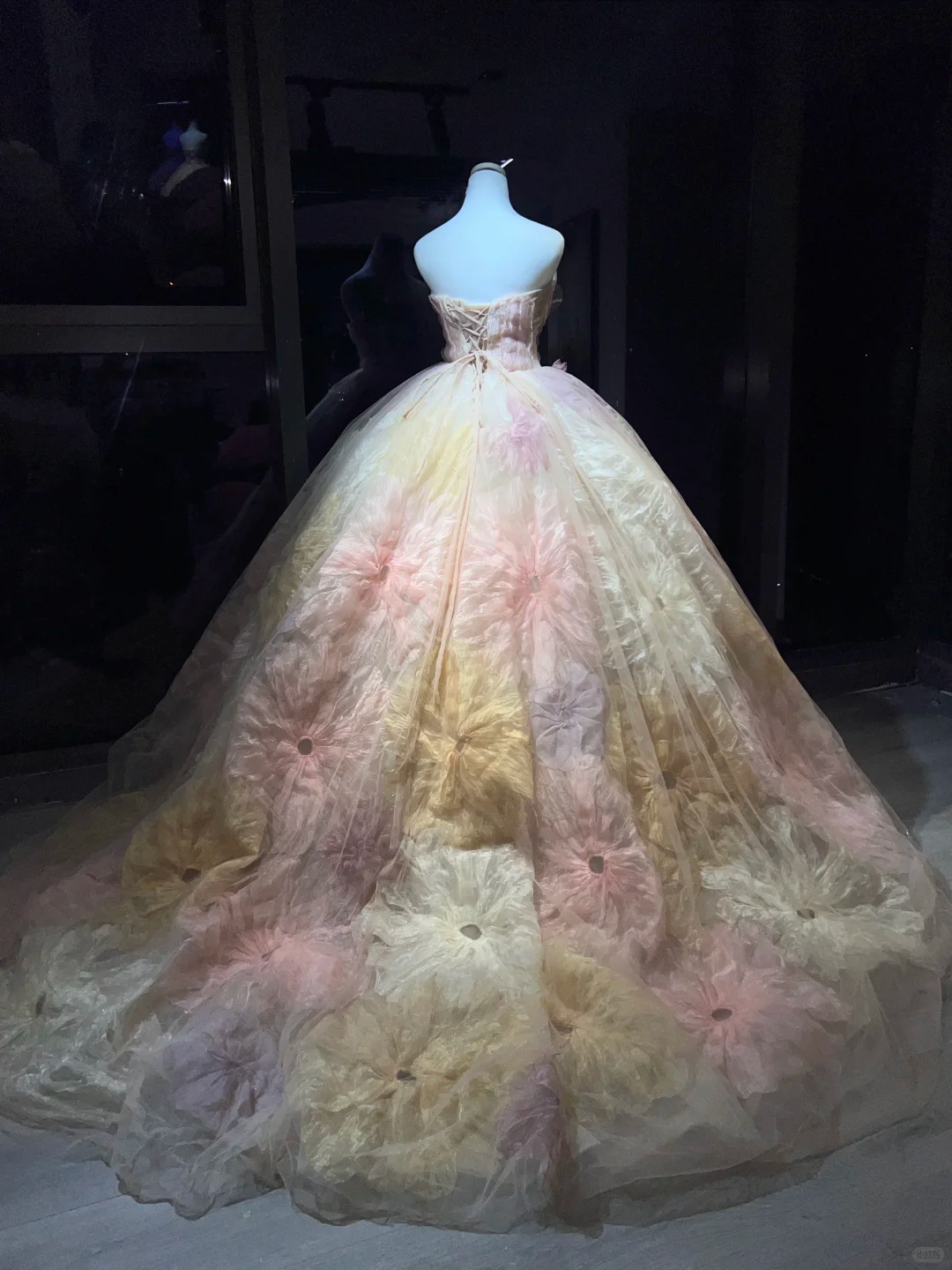 Pink Yellow Ombre 3D Floral Tulle Long Evening Gown Strapless Puffy Ball Gown Prom Dress NV7076