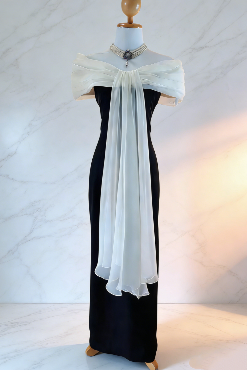 Beigefarbenes Minikleid mit Polka-Dots und Spaghettiträgern – eckiger Ausschnitt, Schleife am Rücken, Party-/Date-/Abendkleid NV6810