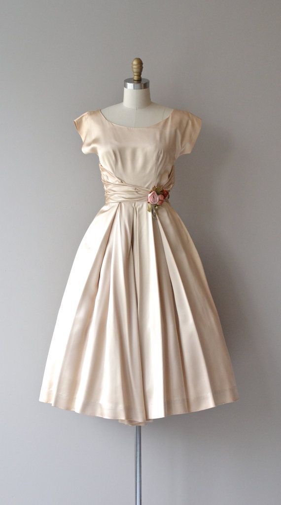 NiceVestidos-Bridesmaid Dresses Sweet Floral Elegant Short Satin Homecoming Dress Birthday Dress nv5510