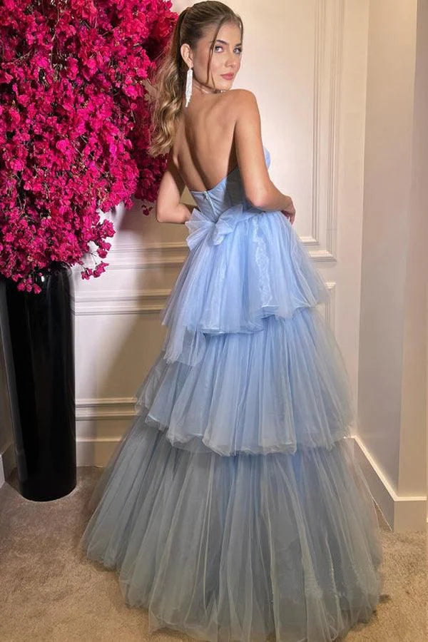 Hellblaues, schulterfreies, beeindruckendes A-Linien-Tüll-Ballkleid mit Herzausschnitt und Stufen, langes Abendkleid, Partykleid, viele Bänder, Kleid zum Beeindrucken, NV2572