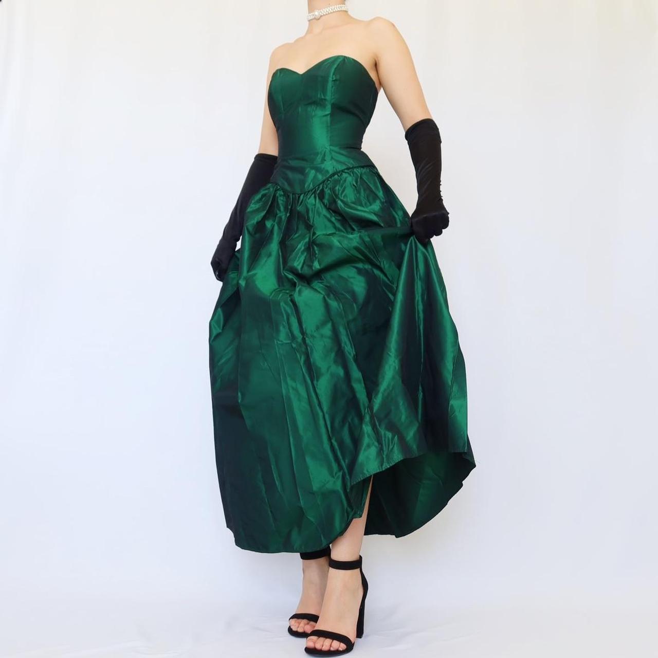 NiceVestidos-Dark green simple fashion retro long satin dress evening