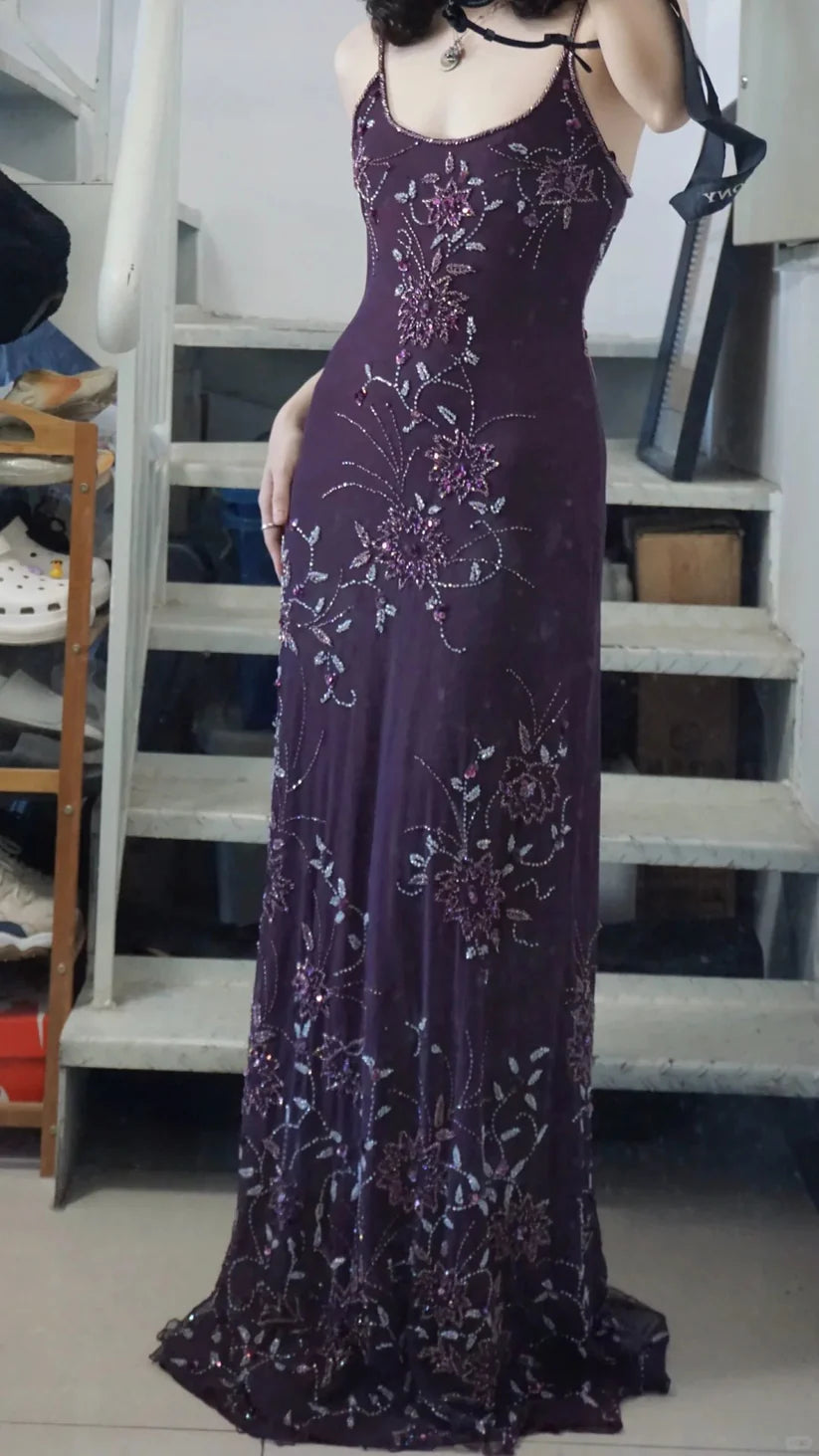 NiceVestidos – Ballkleid im Highlight-Stil, dunkelviolett, mit Perlenstickerei, Spaghettiträgern und extralang, NV5799