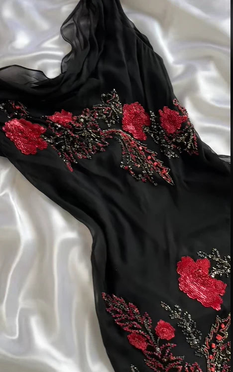 Robe de soirée longue en mousseline de soie, ornée de perles et de fleurs roses, style exquis, noire, nv5368