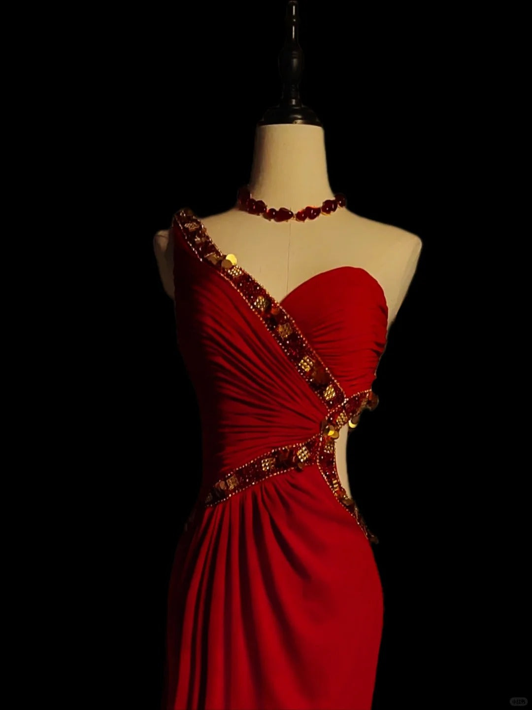 Rotes wunderschönes Retro-Mode-Elegantes exquisites Perlen-Taillenloses langes Satin-Bodenlang-Abendkleid-Abendkleid-Abschlussballkleid nv3942