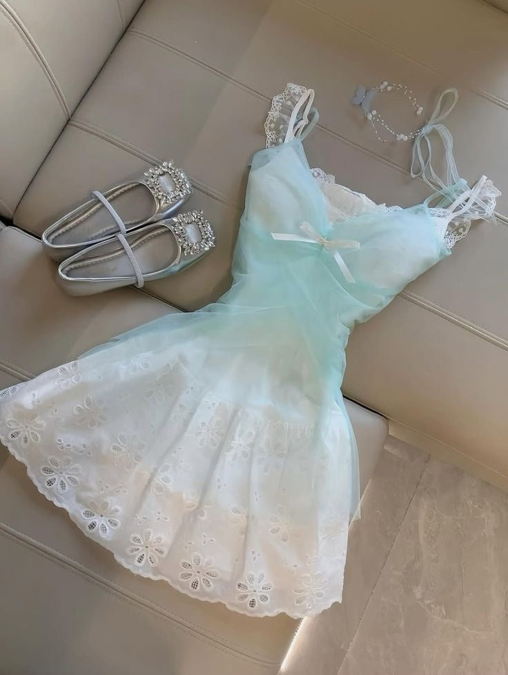 NiceVestidos-White green fashionable gradient short chiffon homecoming dress Nv5623