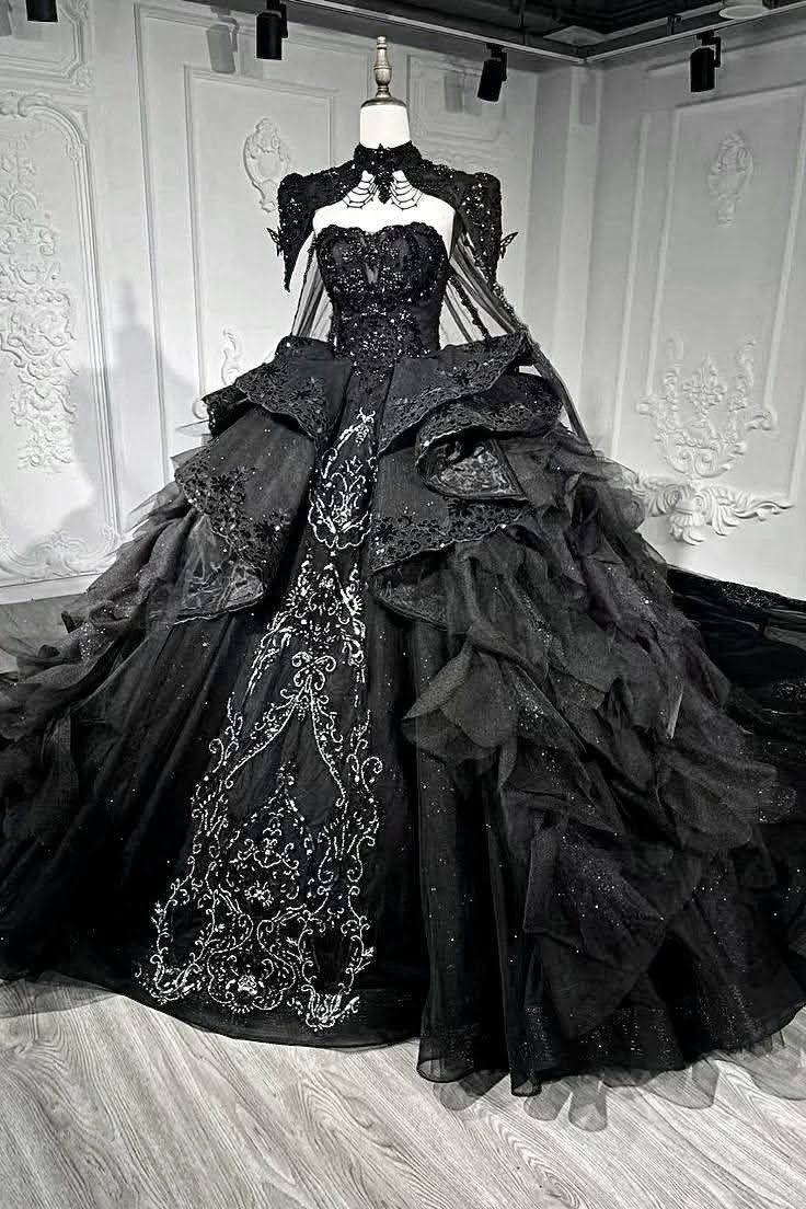 Black Luxurious And Exquisite Long Wedding Ball Gown NV6500