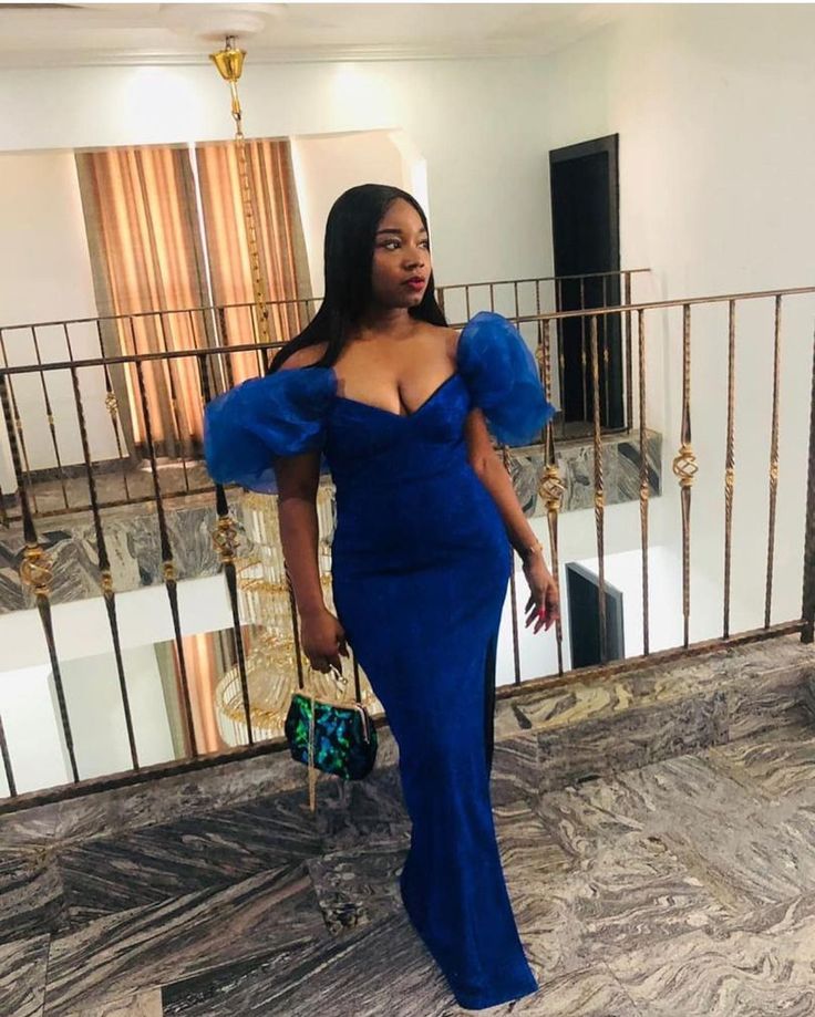 Blaues, tief ausgeschnittenes, langes Ballkleid mit Puffärmeln und V-Ausschnitt, nv2930