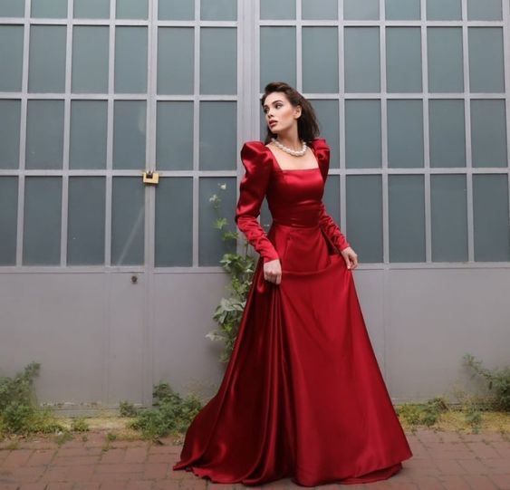 Robe de mariée longue rouge simple à col carré, élégante et charmante, à manches longues, robe de bal, robe de soirée nv2841