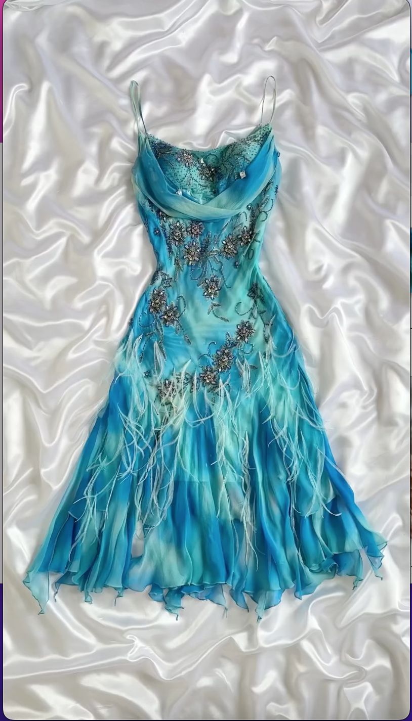 NiceVestidos-Light blue gradient delicate floral beaded short unique homecoming dress nv5471