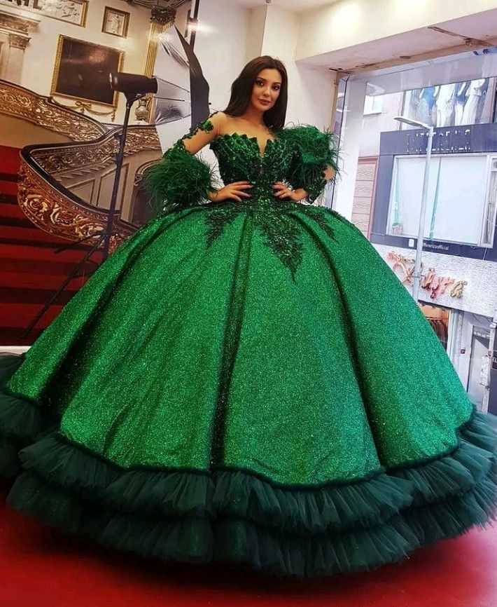 Robe de bal longue à manches longues et épaules dénudées, ornée de sequins et de plumes vert émeraude, NiceVestidos NV6175