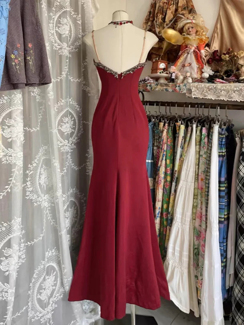 Burgundy Elegant V-neck Retro Mermaid Long Exquisite Lace Evening Dress Birthday Dress Ball Gown Prom Dress Ball Gown nv3987