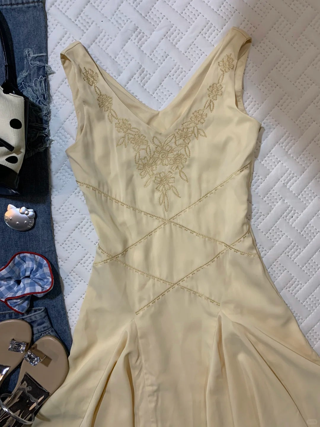 NiceVestidos--Short chiffon homecoming dress yellow exquisite floral beaded vest sleeveless dress vintage retro outfit girl dress NV5657