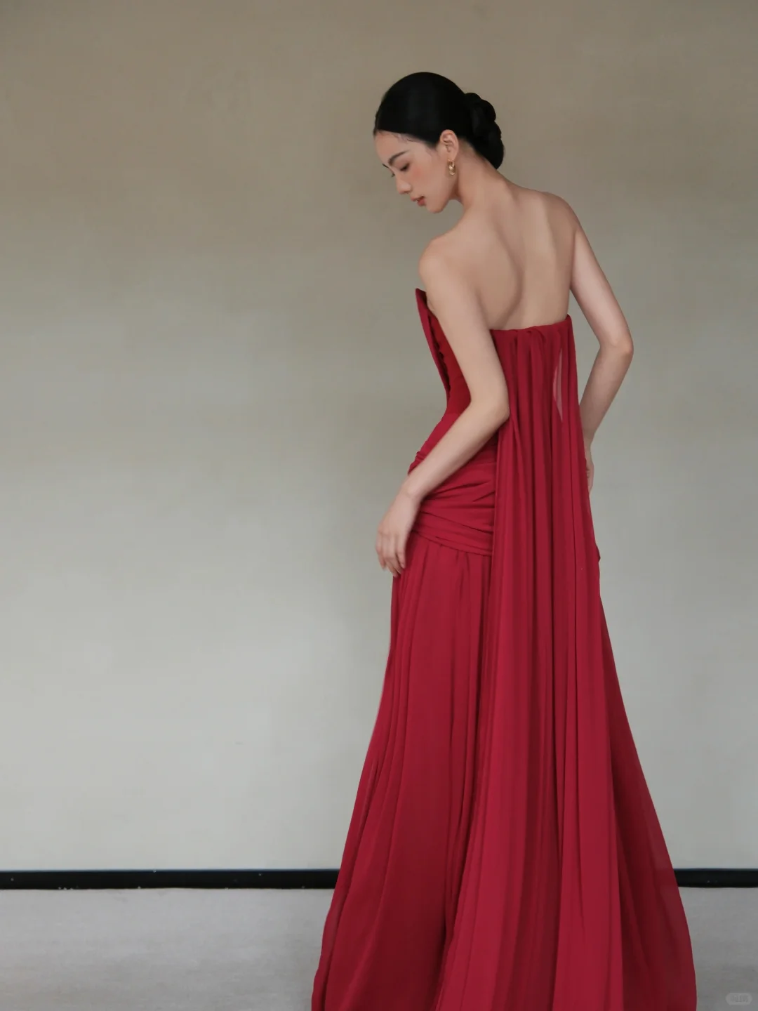 Burgundy One Shoulder Draped Chiffon Pleated Evening Gown with Cape  NV7188