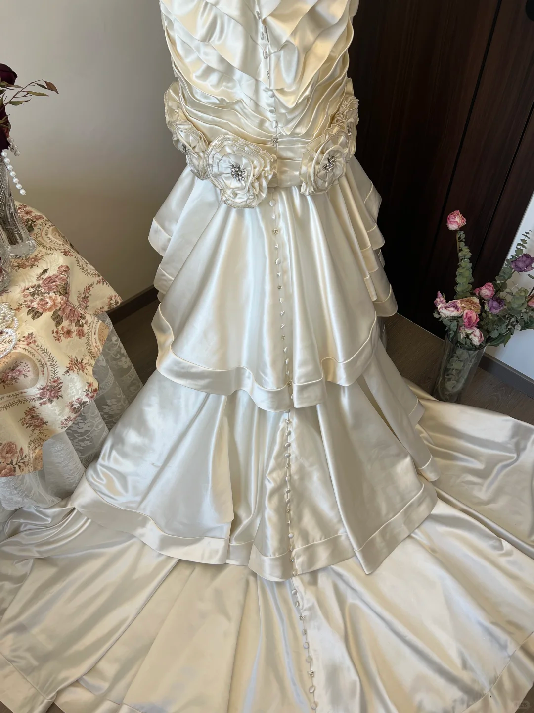 Ivory White Floral Beaded Long Satin Ball Gown Evening Gown Wedding Dress nv4216