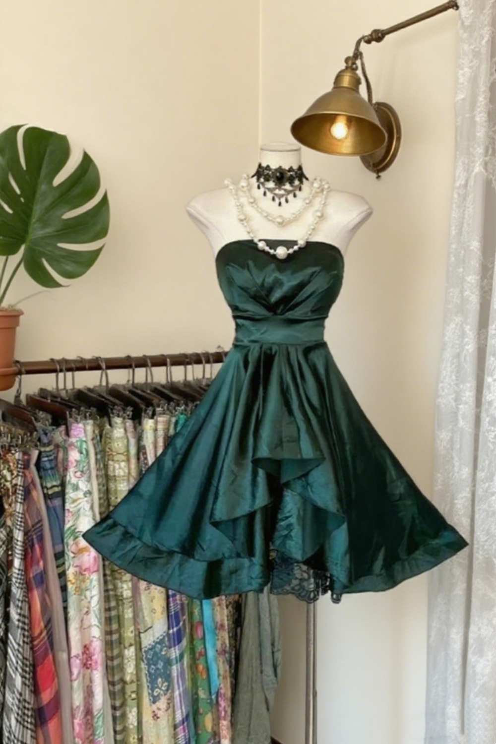 Vintage Hepburn Style Black Strapless Mini Dress - Ruffled Hem Sweet Party Gown NV6756