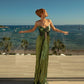 Robe de soirée longue à bretelles spaghetti et à la mode verte brillante, robe de soirée élégante en forme de tube papillon en trois dimensions, rose avec décoration en chaîne, nv2483