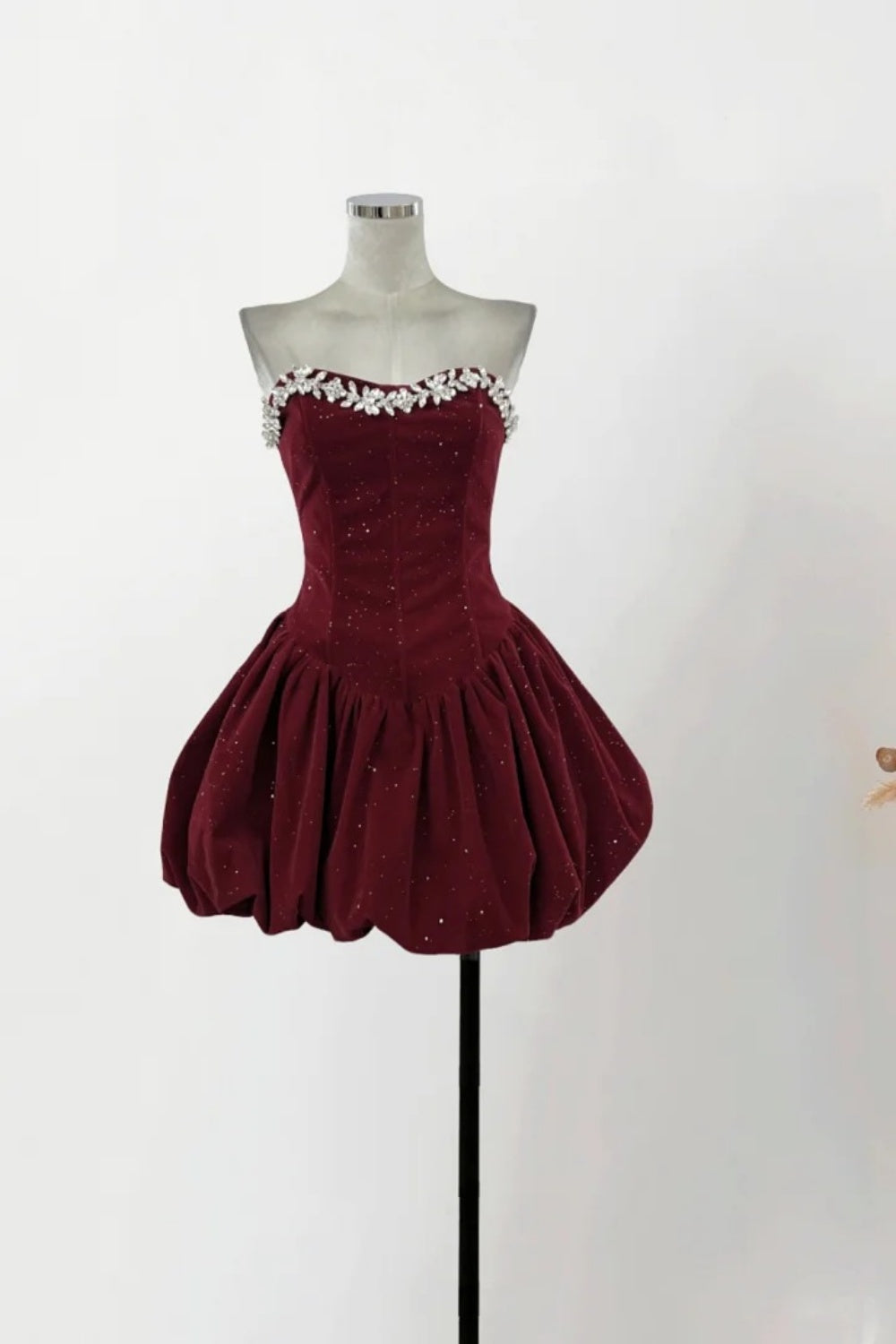Burgundy/Black Retro Fashion Short Velvet Homecoming Dress Birthday Party Dress nv5264