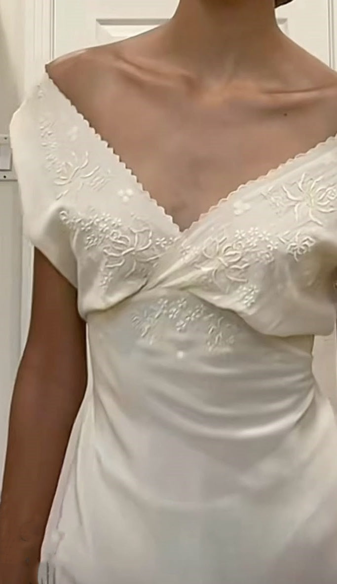 Ivory Fashion Elegant V-neck Long Slim Fit Satin Party Ball Gown Evening Dress Prom Dress Wedding Dress nv3934