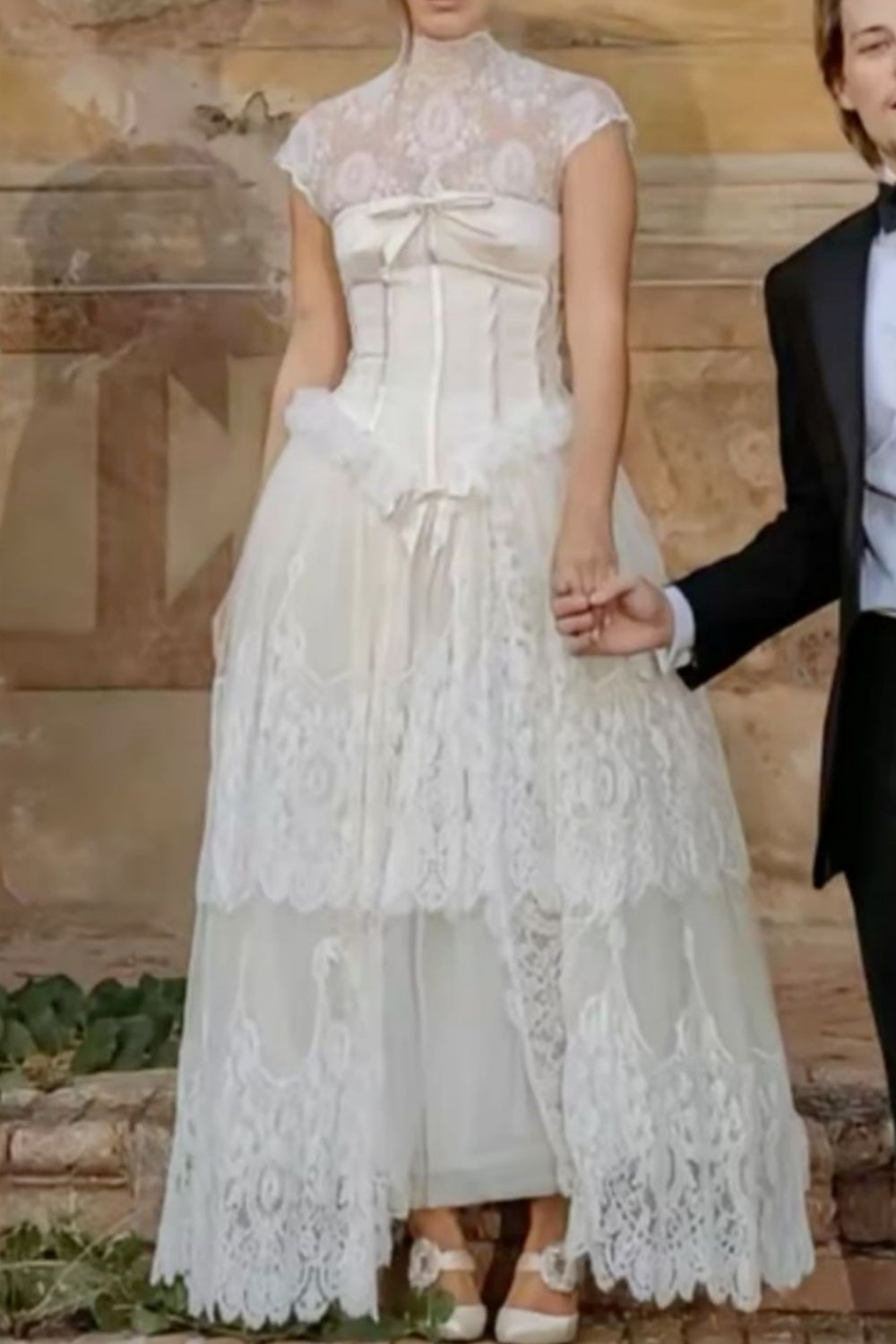 NiceVestidos--Pure white exquisite lace long wedding dress NV5836