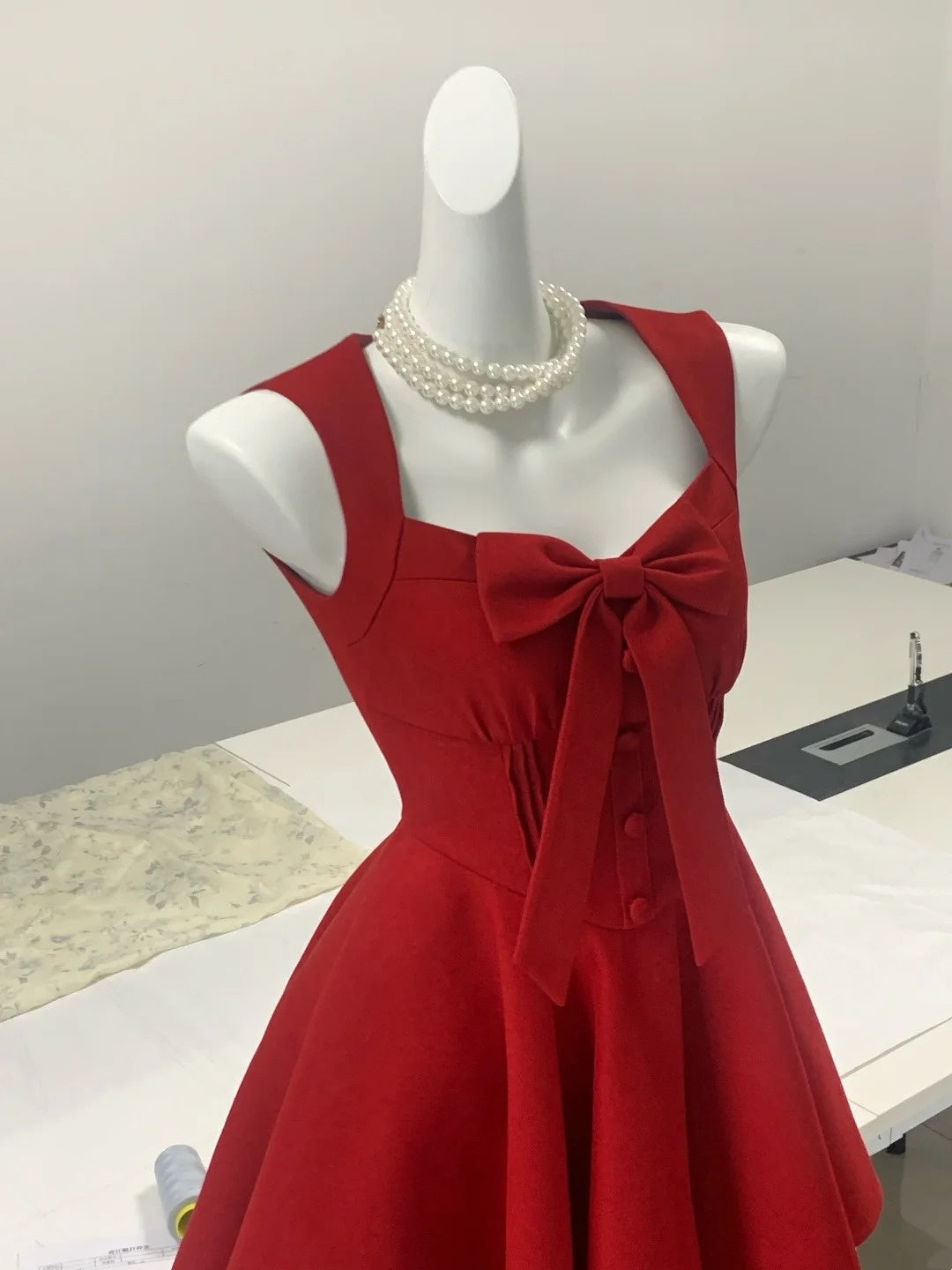 Red Fashion Sweet Bow Short Satin Homecoming Dress Prom Dress Birthday Dress nv4526