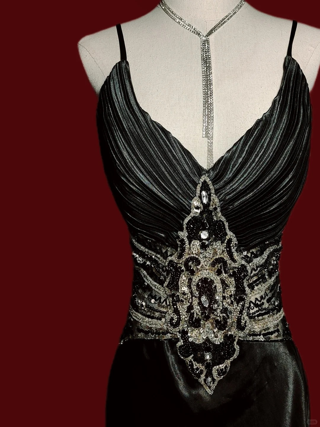 Black Gorgeous Exquisite Gem Beaded Long Floor Length Satin Ball Gown Evening Gown Party Dress Prom Gown nv3981