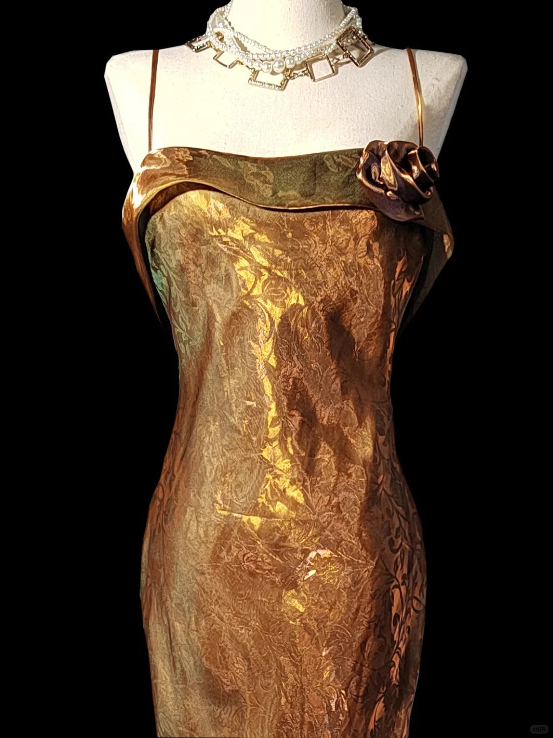 Goldgrünes, wunderschönes, modisches, elegantes, dunkles Muster, lange Spaghettiträger aus Satin mit Meerjungfrauenschwanz, Ballkleid, Abendkleid, Geburtstagspartykleid, Ballkleid, NV3968