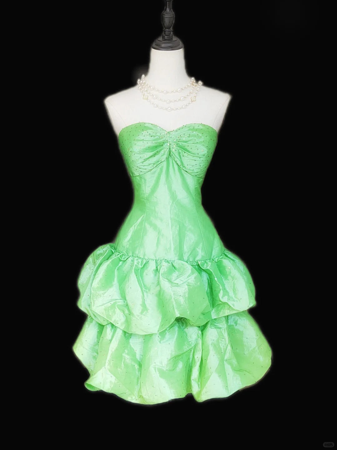 Green Cute Sweet Fashion Elegant Beaded Short Satin Homecoming Dress Prom Dress Evening Dress Birthday Party Dress nv3945