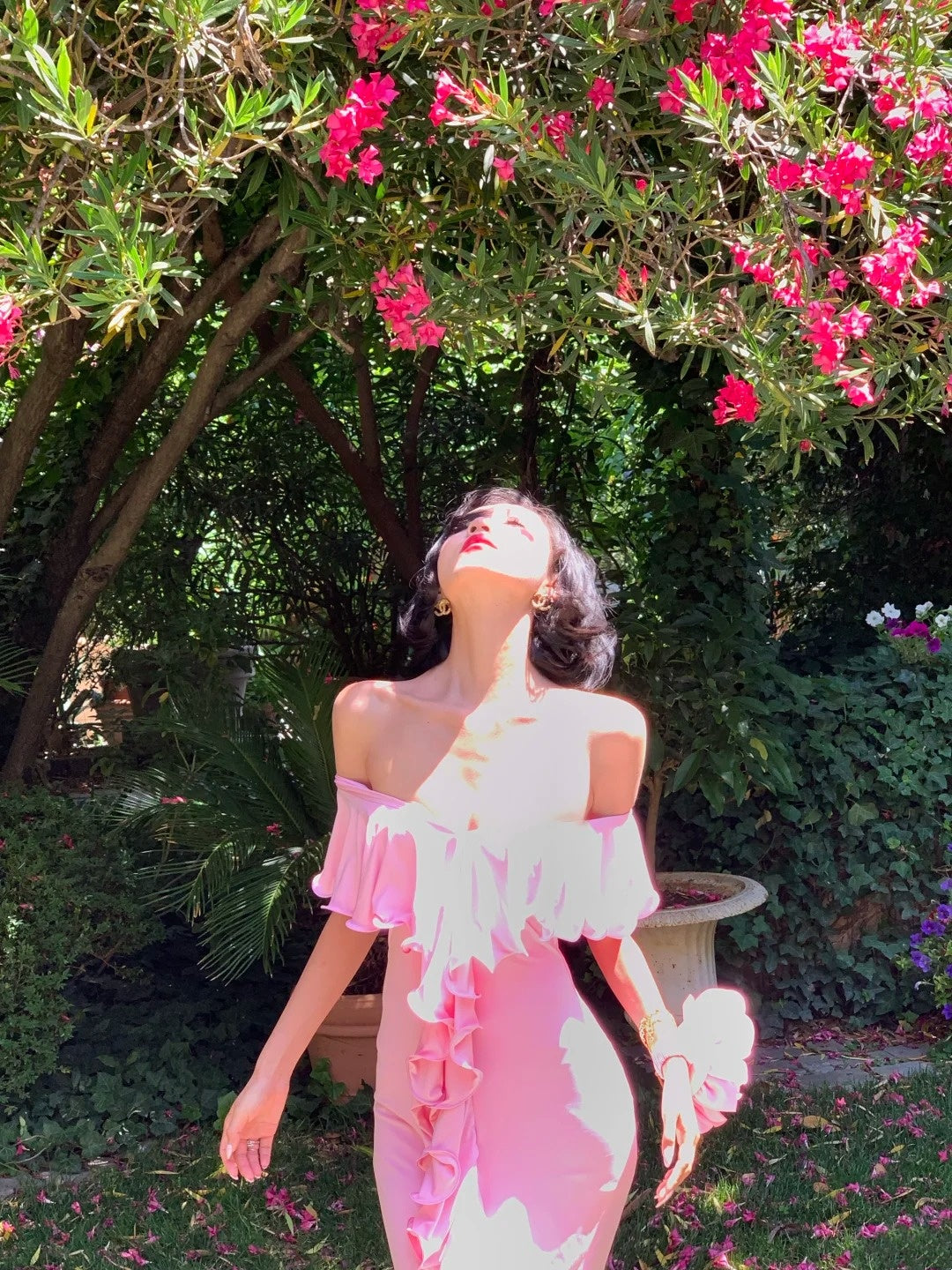 Pink Gradient Ruffled Gown: V-neck Off-the-shoulder, Fitted Mermaid, French Romantic Style NV6401