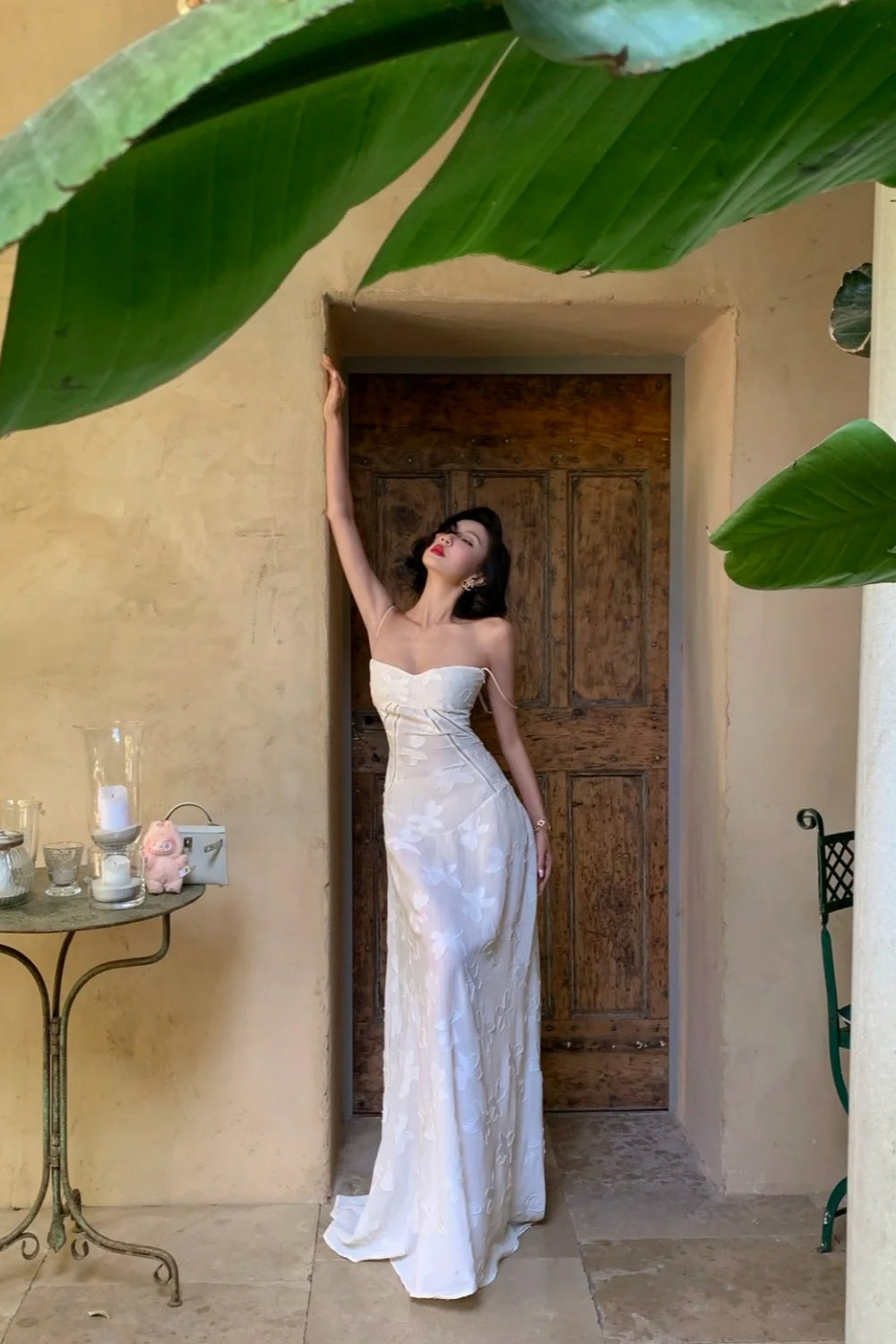 White Embellished Embroidery Gown: Thin Strap Backless, Flowy Chiffon, High-end Date Evening Gown NV6405