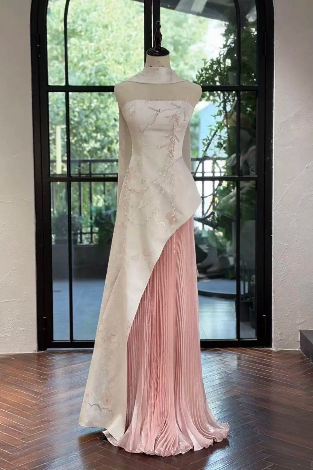 Modern Chinese Style Pink-White Contrast Strapless Shawl Pleated Train Gown - Elegant Dress for Engagement & Chinese Wedding  NV6361